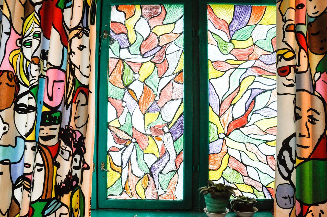 Funky Mamaliga Hostel Chişinau Exteriör bild
